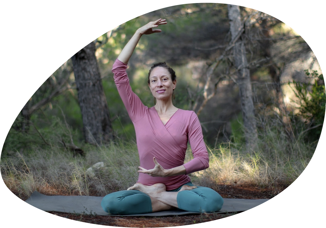 Tena online yoga intro header